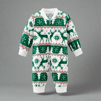winter-themed-family-pajamas-christmas-reindeer-pattern
