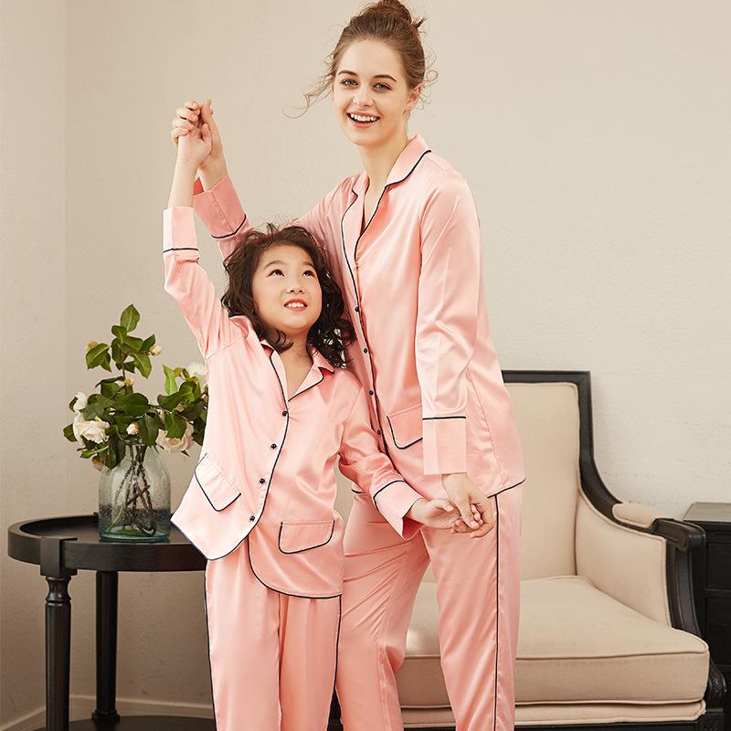 https://www.dresslikemommy.com/cdn/shop/products/mommy-and-me-sleepwear-pajamas-pajamas.jpg?v=1574022674