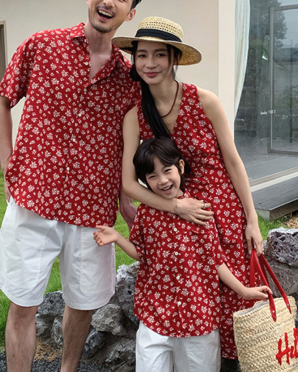 October Family Style: Cozy Matching Looks for Autumn